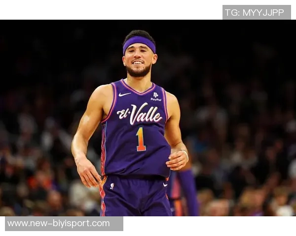 布克上半场表现全面贡献13分5篮板4助攻2抢断次节火力全开再添10分