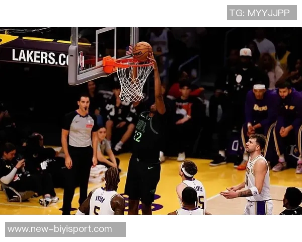 湖人防守如铁桶鹈鹕全队盖帽数惨遭压制仅得1次