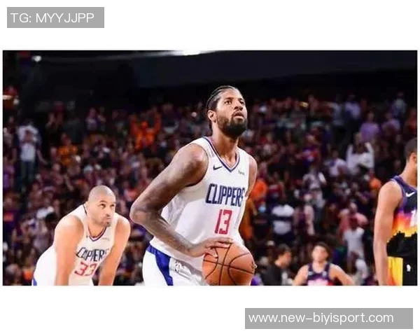 保罗乔治为妻子庆生晒美照35岁依然魅力四射令人羡慕 保罗乔治为妻子庆生晒美照35岁依然魅力四射令人羡慕