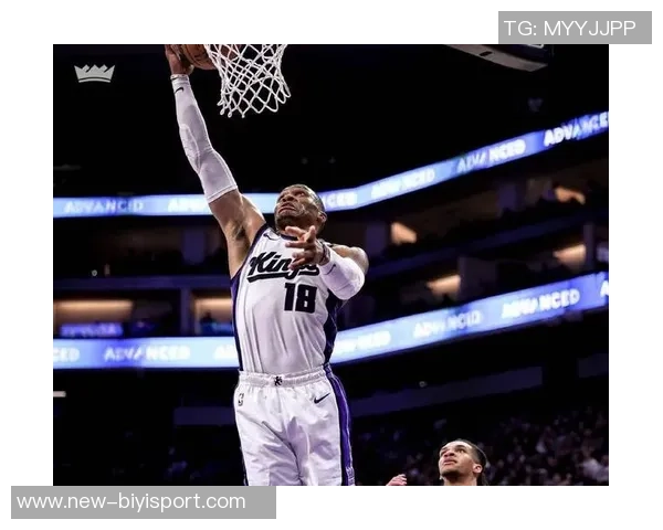 小迈克尔波特半场火力全开14投9中三分球精准轰下22分4篮板展现核心实力